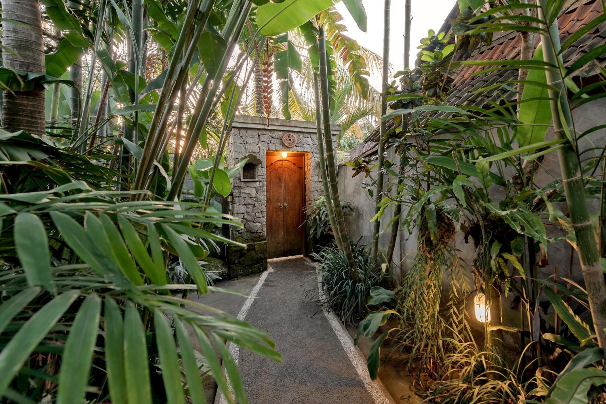 D'Bale Ananda Ubud Villa Exterior foto